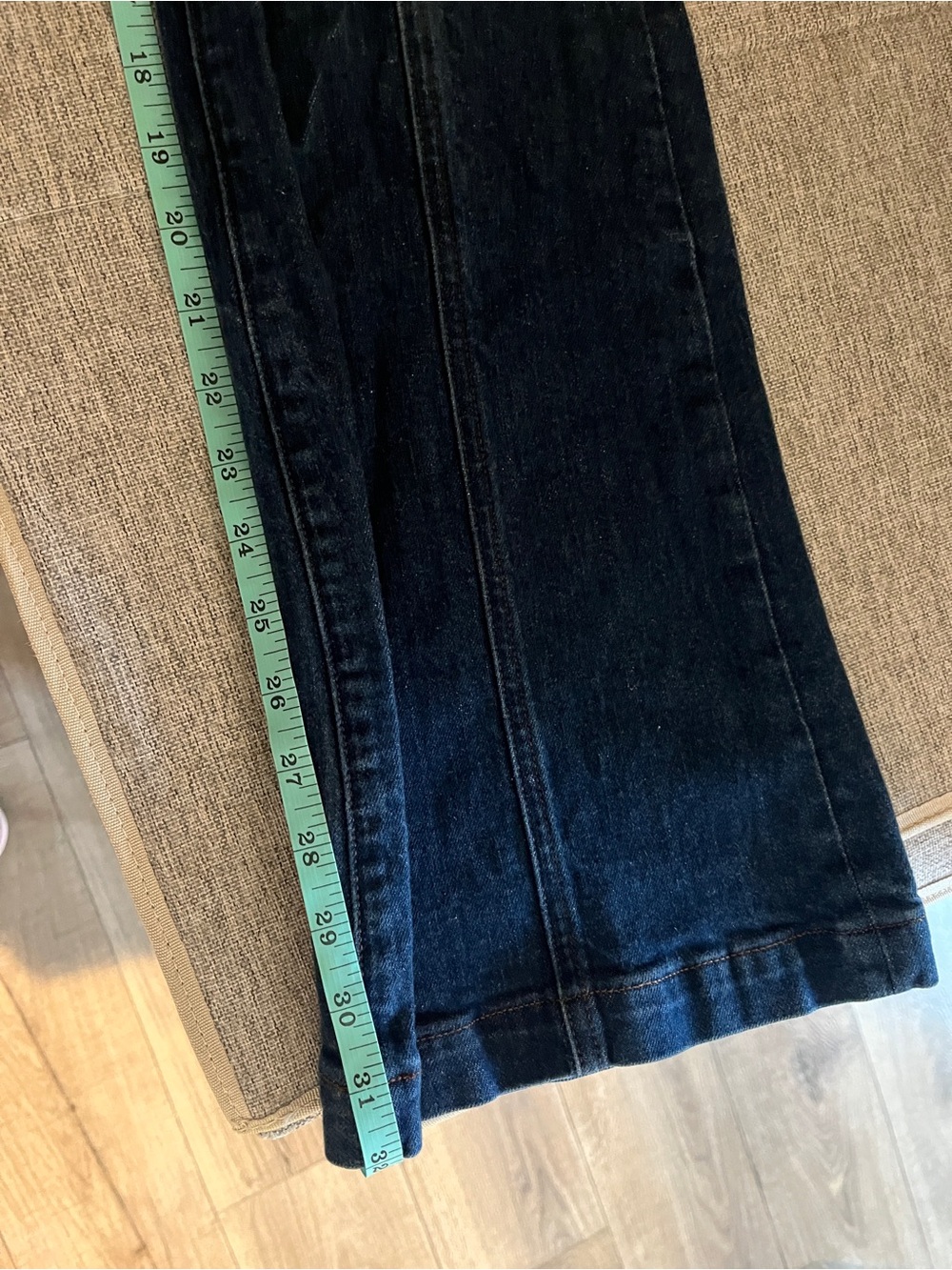 Express Women's Flare Jeans in Dark Blue Denim - Picture 7 of 7